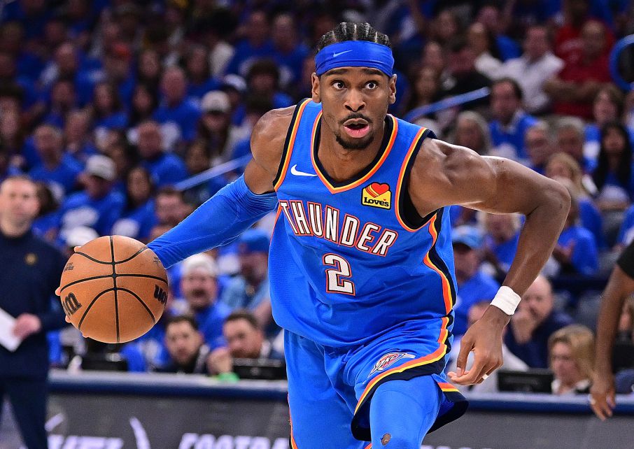 Thunder tenía tres jugadores en cifras dobles en el medio tiempo, liderando a los Hawks, con 9 tiros libres menos y SGA solo tuvo un tiro libre.