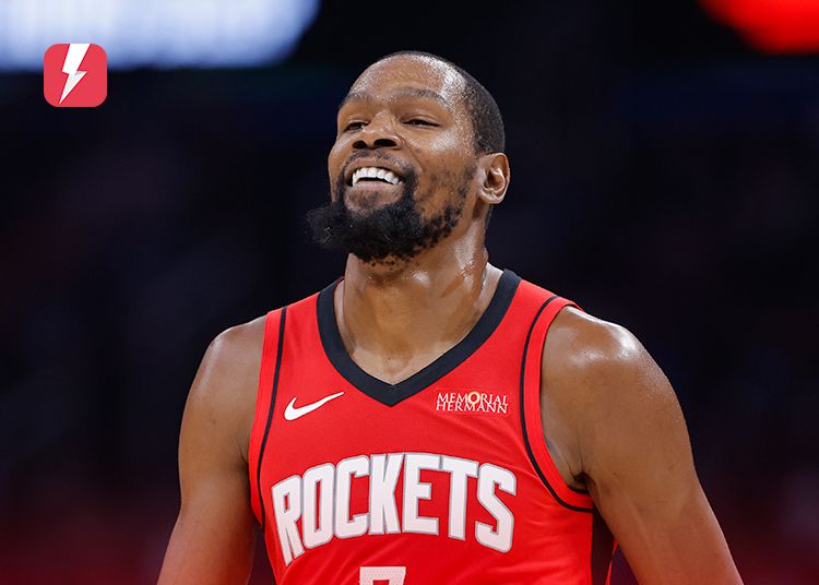 Brown habla de la estatua de KD: La parte superior del cuerpo son los Warriors y la parte inferior es el Thunder. Olvídate de los Suns y puedes darle la mano a los Nets