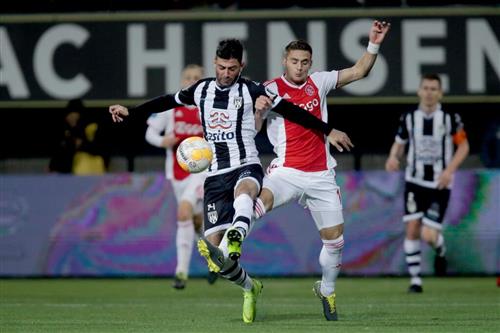 AFC Ajax vs Hércules Armelo