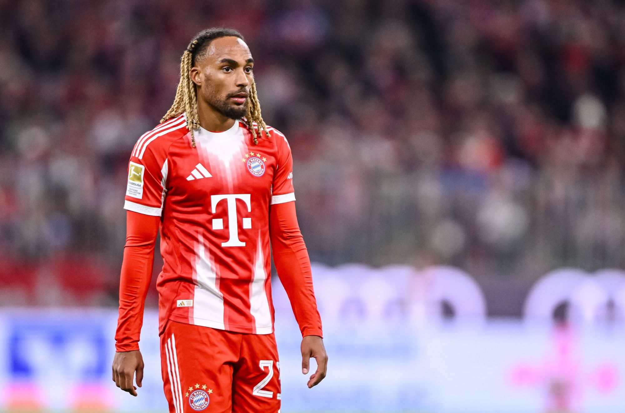 Bild: El Bayern está dispuesto a escuchar ofertas por Boy en enero y cree que ahora es más atractivo